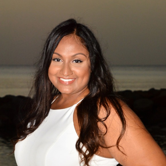 Meet your Posher, Fazia - Picture 1 of 1